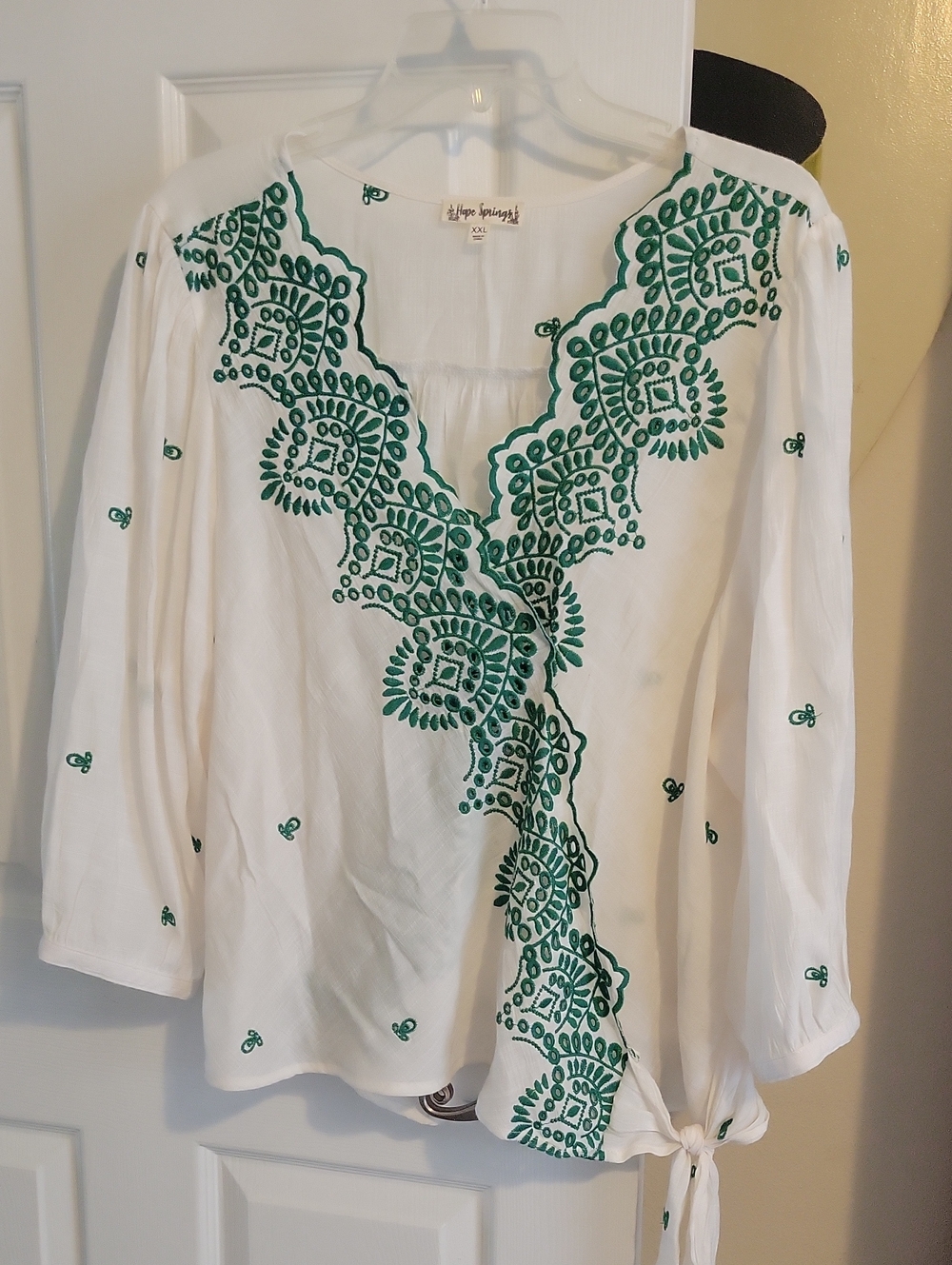 Hope Springs SzXXL White Sheer Wrap Tunic Emerald Green Embroidery and Side Tie
